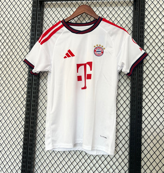 FC Bayern Away 2026/2027
